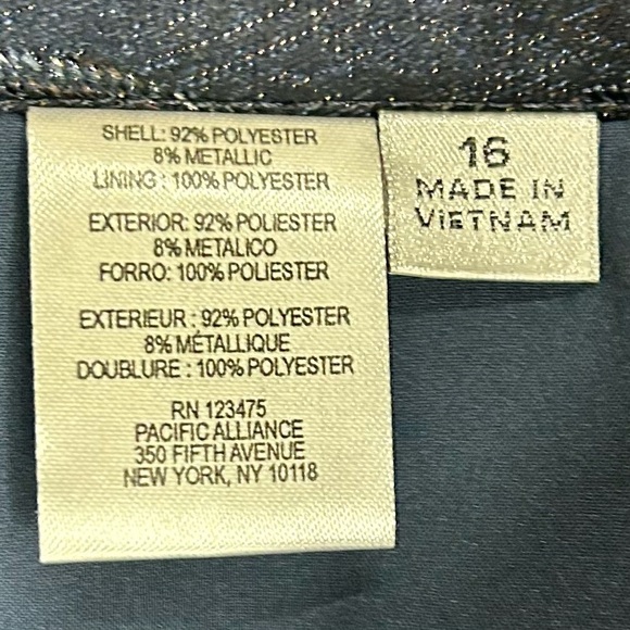 Tahari Arthur S. Levine Women’s Skirt Suit Set – Size 16 - Picture 5 of 5